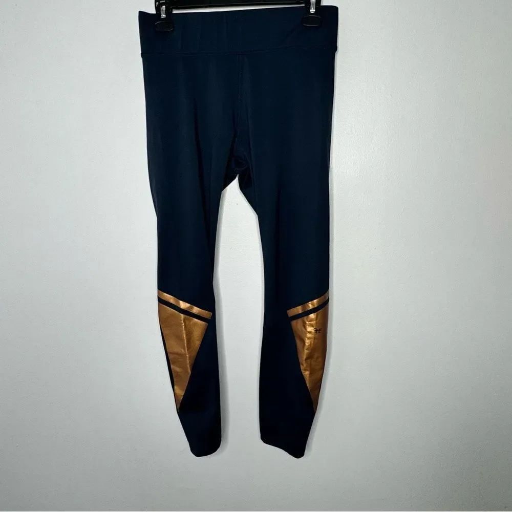 Heroine sport dark blue leggings size large